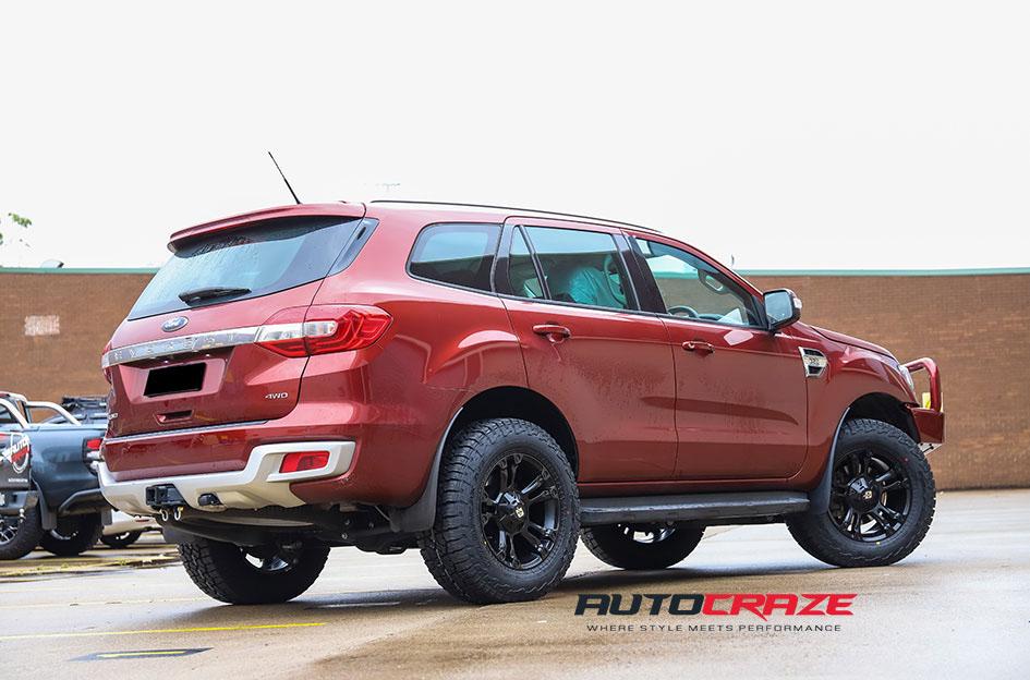 FORD EVEREST BROOKLYN MATTE BLACK